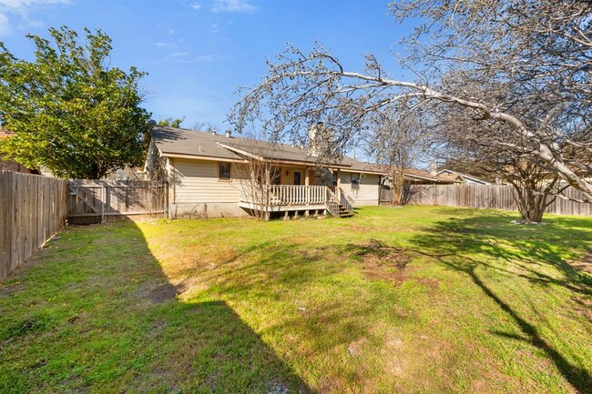 Building Photo - 3419 Bluebonnet Trail