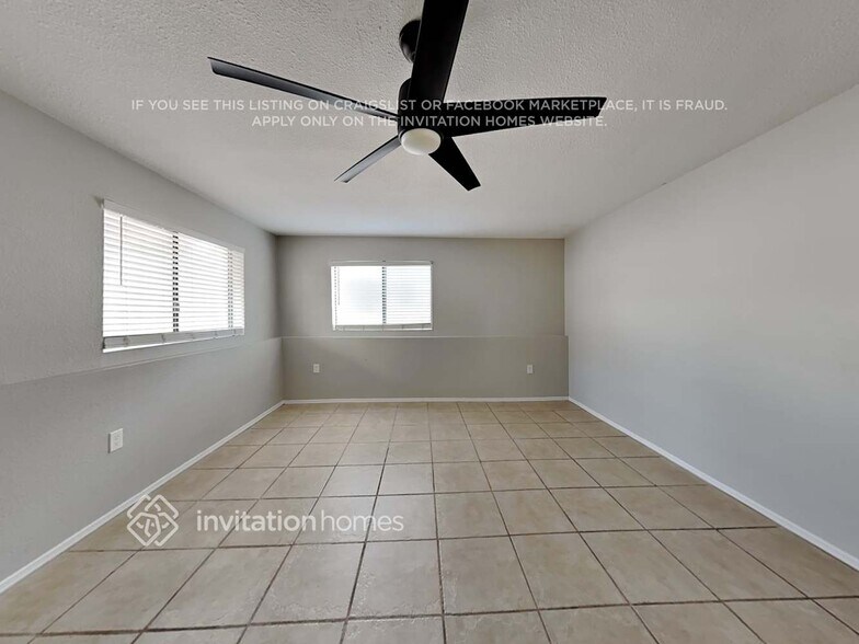 Building Photo - 1208 W Sand Hills Ct