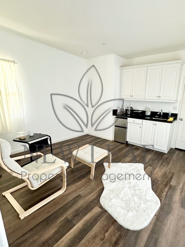 Building Photo - 13328 Hyacinth Ct