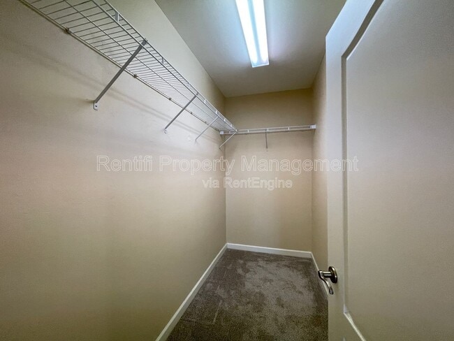 Building Photo - 9719 Glen Heron Dr