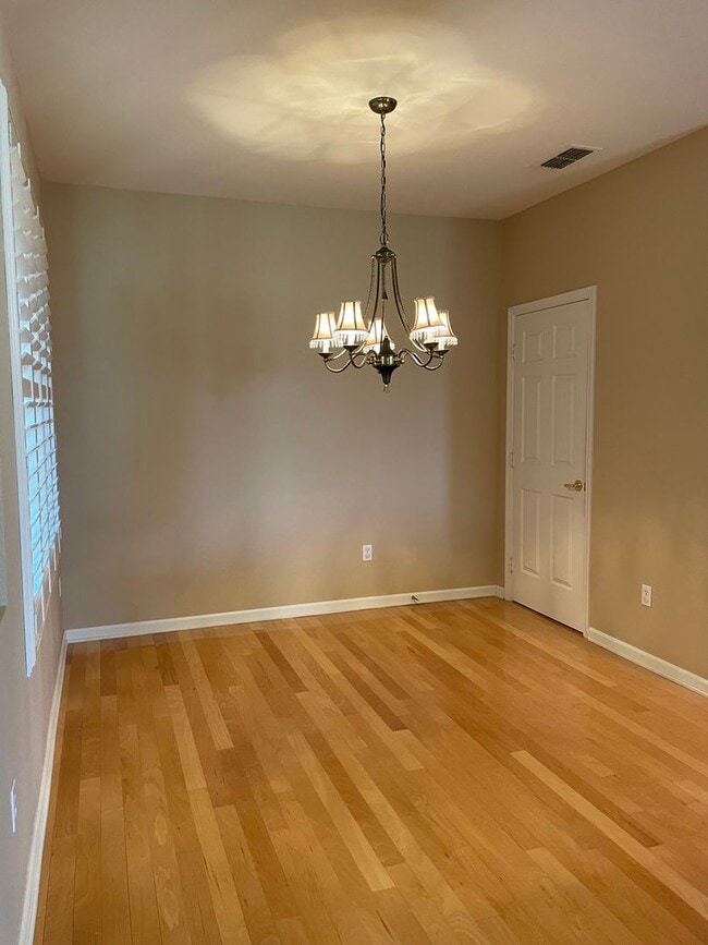 Building Photo - BEAUTIFUL DEL WEBB 55+ ADULT COMMUNITY TAH...