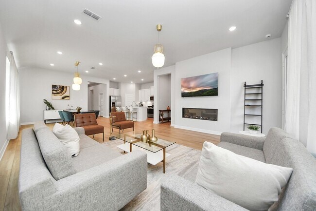 Building Photo - 9302 Blackwell Orchard Ln