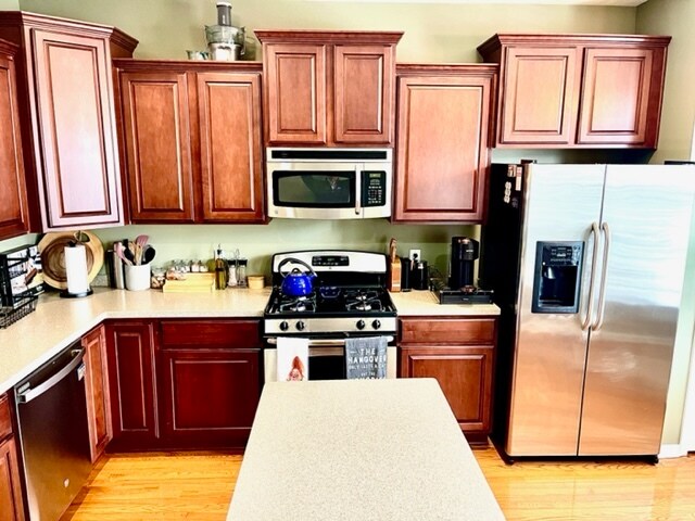 Building Photo - 418 Turner Dr