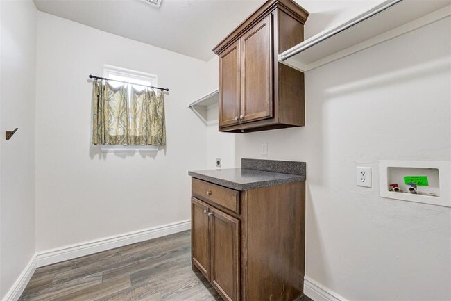 Building Photo - 1708 NW 161st Cir