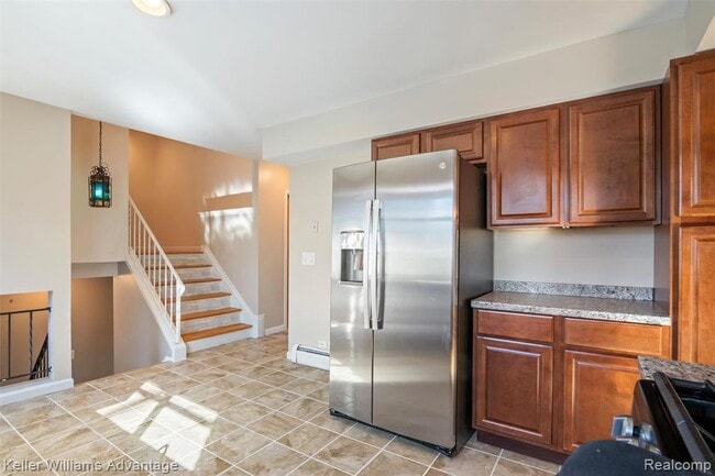 Building Photo - 14377 Cranston St