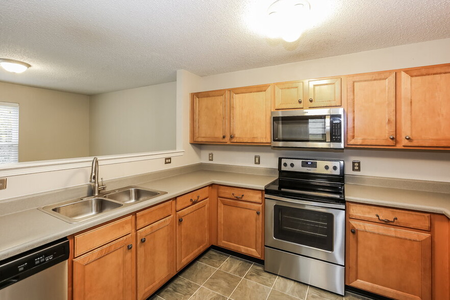 Building Photo - 4580 Kellybrook Dr