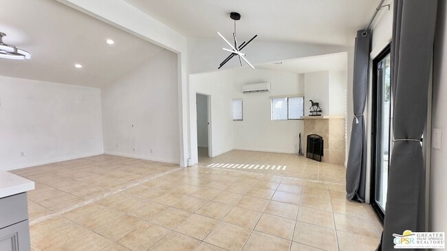 Building Photo - 44734 San Jose Ave