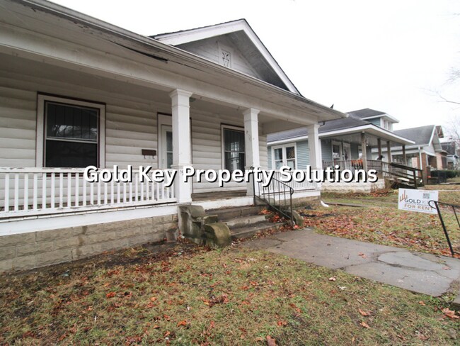 Building Photo - Updated 3 BR 1 BA House with Covered Porch and Central Air (SECTION 8 APPROVED)