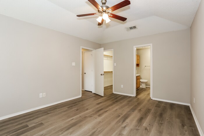 Building Photo - 6715 Oregon Trail