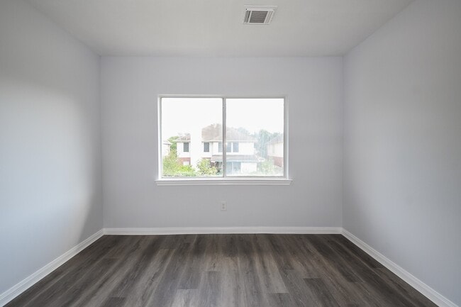 Building Photo - 13619 San Martin Ln
