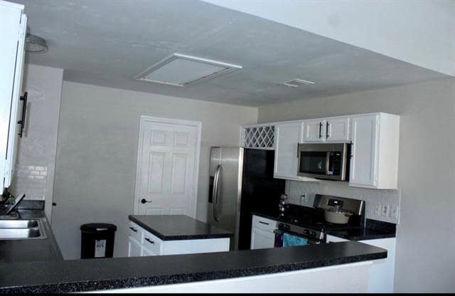 Building Photo - 808 Bridgewater Ln