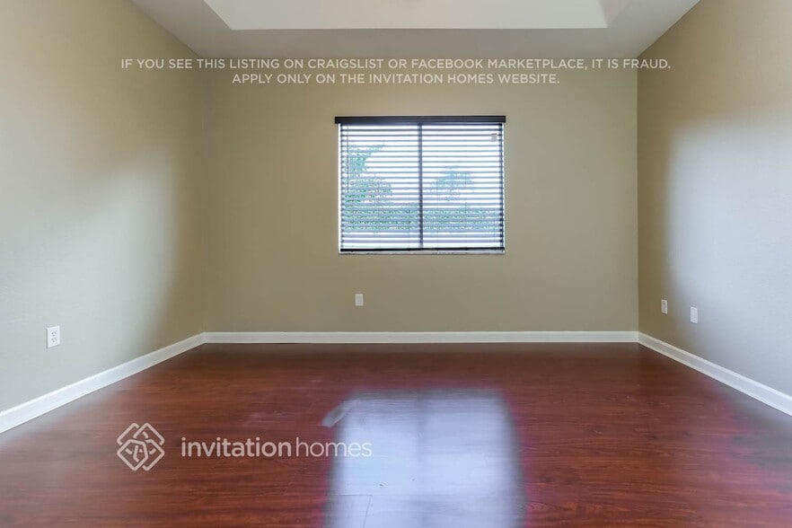 Building Photo - 15220 SW 10th St