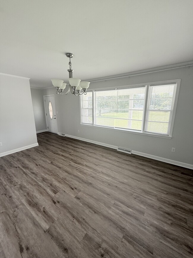 Building Photo - 1303 SC-90