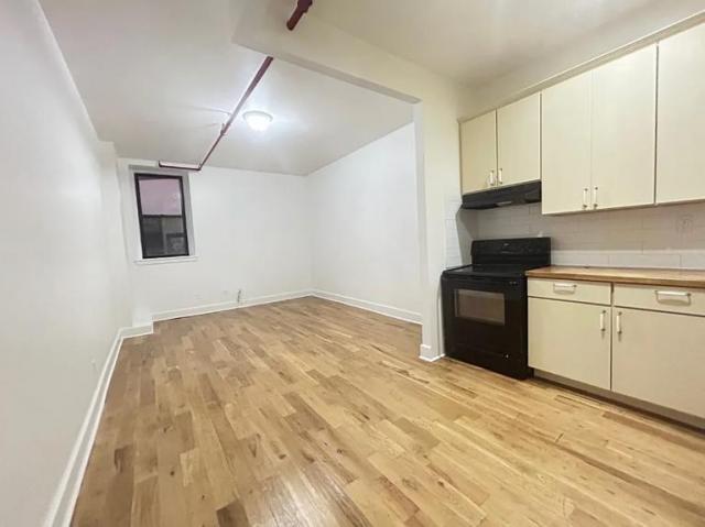 Building Photo - 1 bedroom in Brooklyn NY 11222