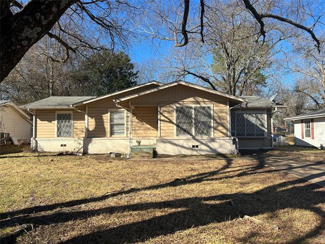 Primary Photo - 141 Russell Dr