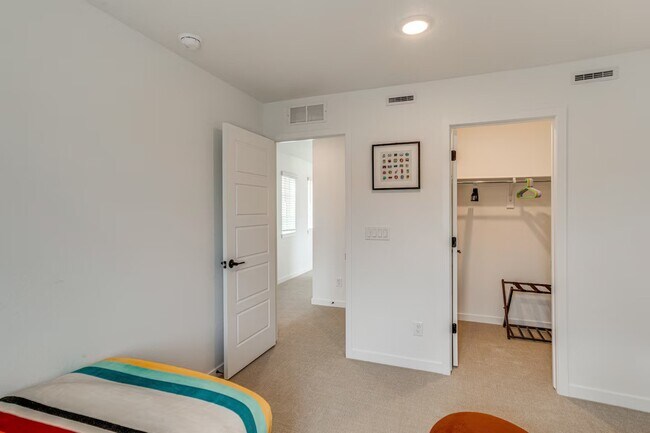 Building Photo - 21176 E 62nd Dr