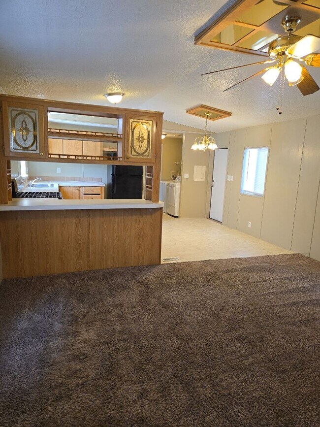 Building Photo - $300 Rent Credit if Lease Starts before 7/1/26! No Application Fees for the Month of June!