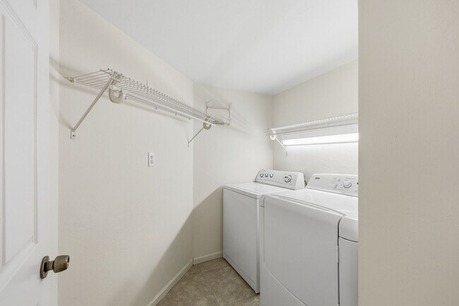 Building Photo - 4551 Gulf Shore Blvd N