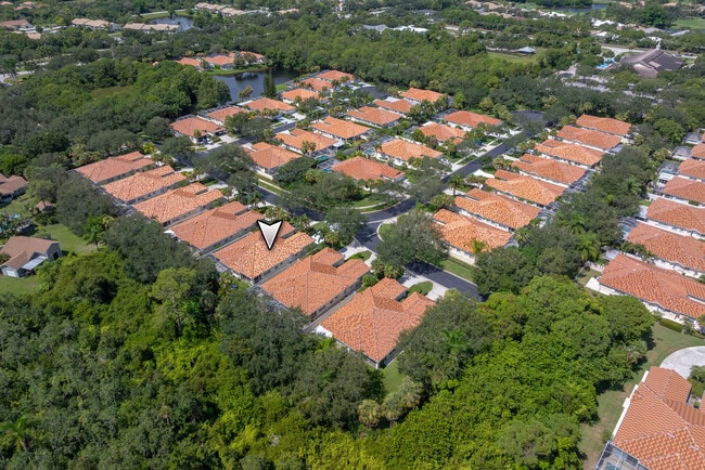 Building Photo - 2481 SW Nettles Ct