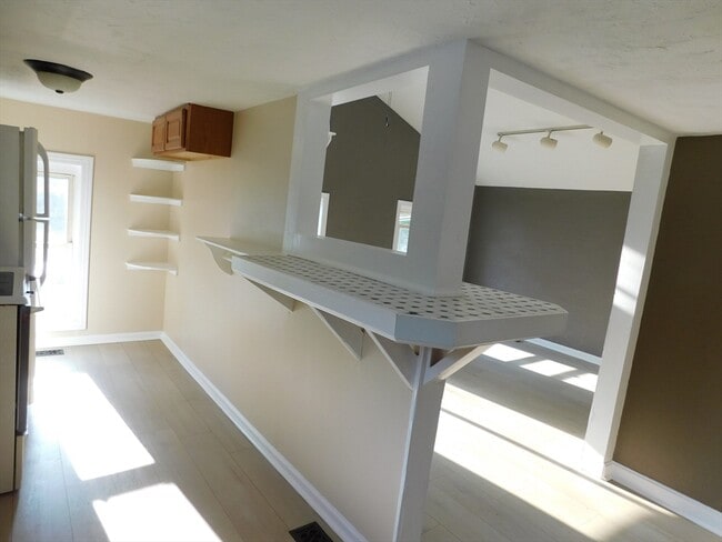 Building Photo - 250 Parkerville Rd