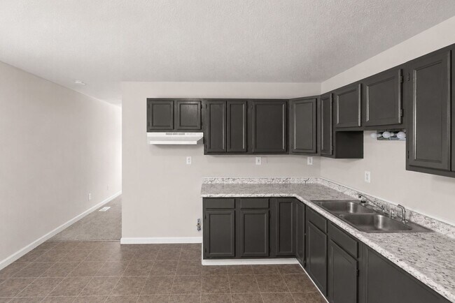 Building Photo - 47 St Henry Dr