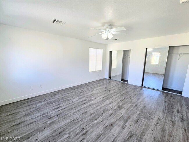 Building Photo - 7858 Warwickshire Way