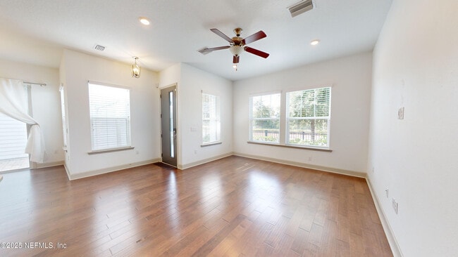 Building Photo - 7412 Beach Walk Place