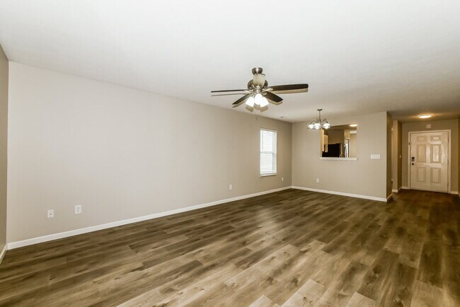 Building Photo - 117 Hilltop Farms Blvd