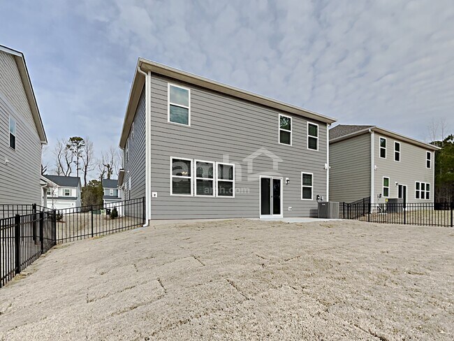 Building Photo - 3219 Brierhill Rd