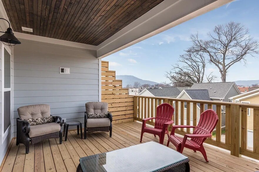 Building Photo - 1429 Park Ave