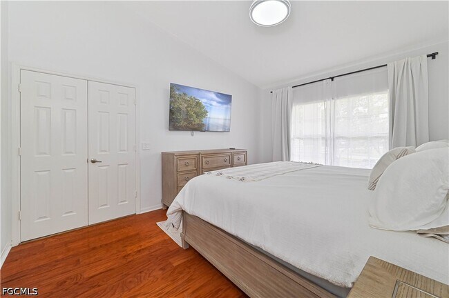 Building Photo - 22741 Sandy Bay Dr