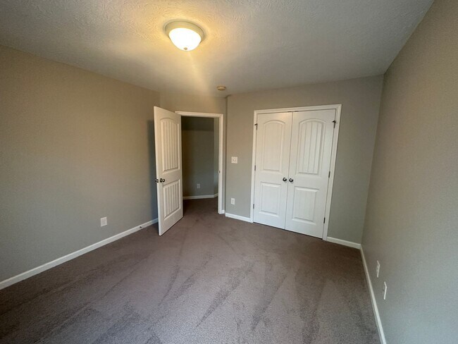 Building Photo - Great 3BR, 2.5BA home in Martinez!