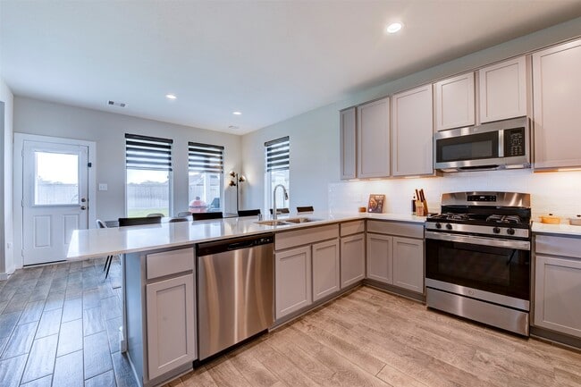 Building Photo - 3735 Rush Plns Ct