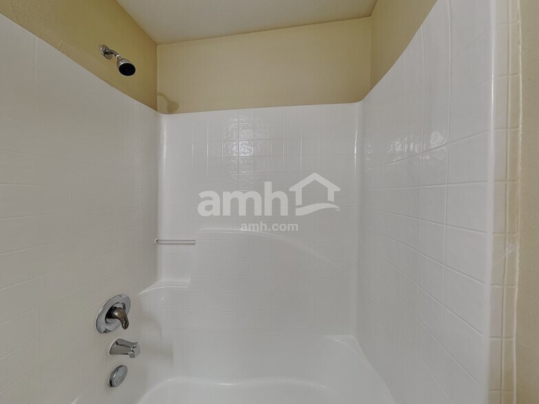 Building Photo - 9469 Arbor Oak Ln