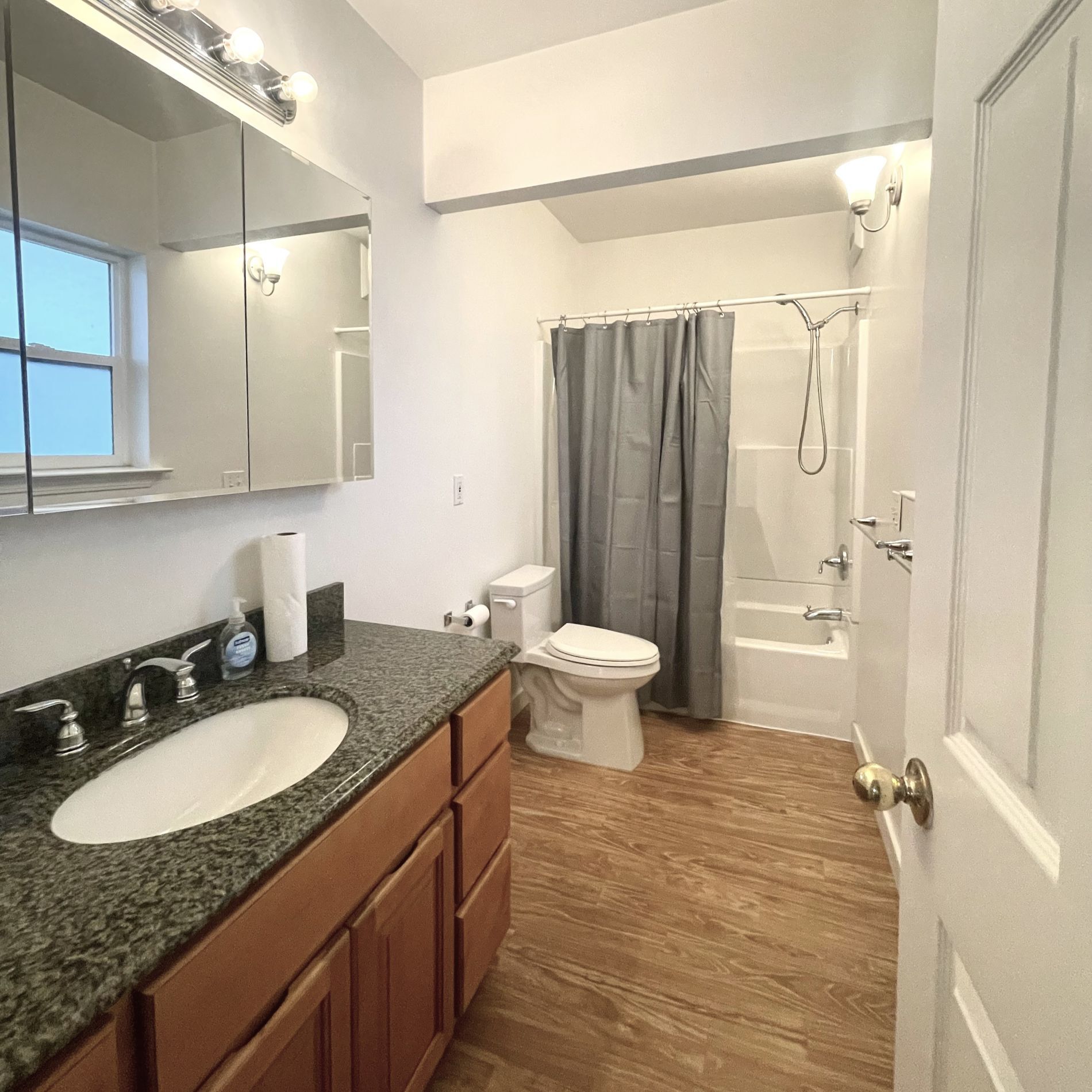 Building Photo - 134 Cypress St