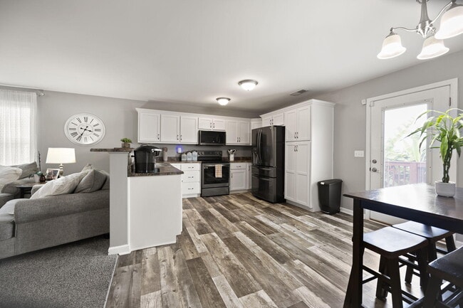 Building Photo - 4097 Loblolly Ln