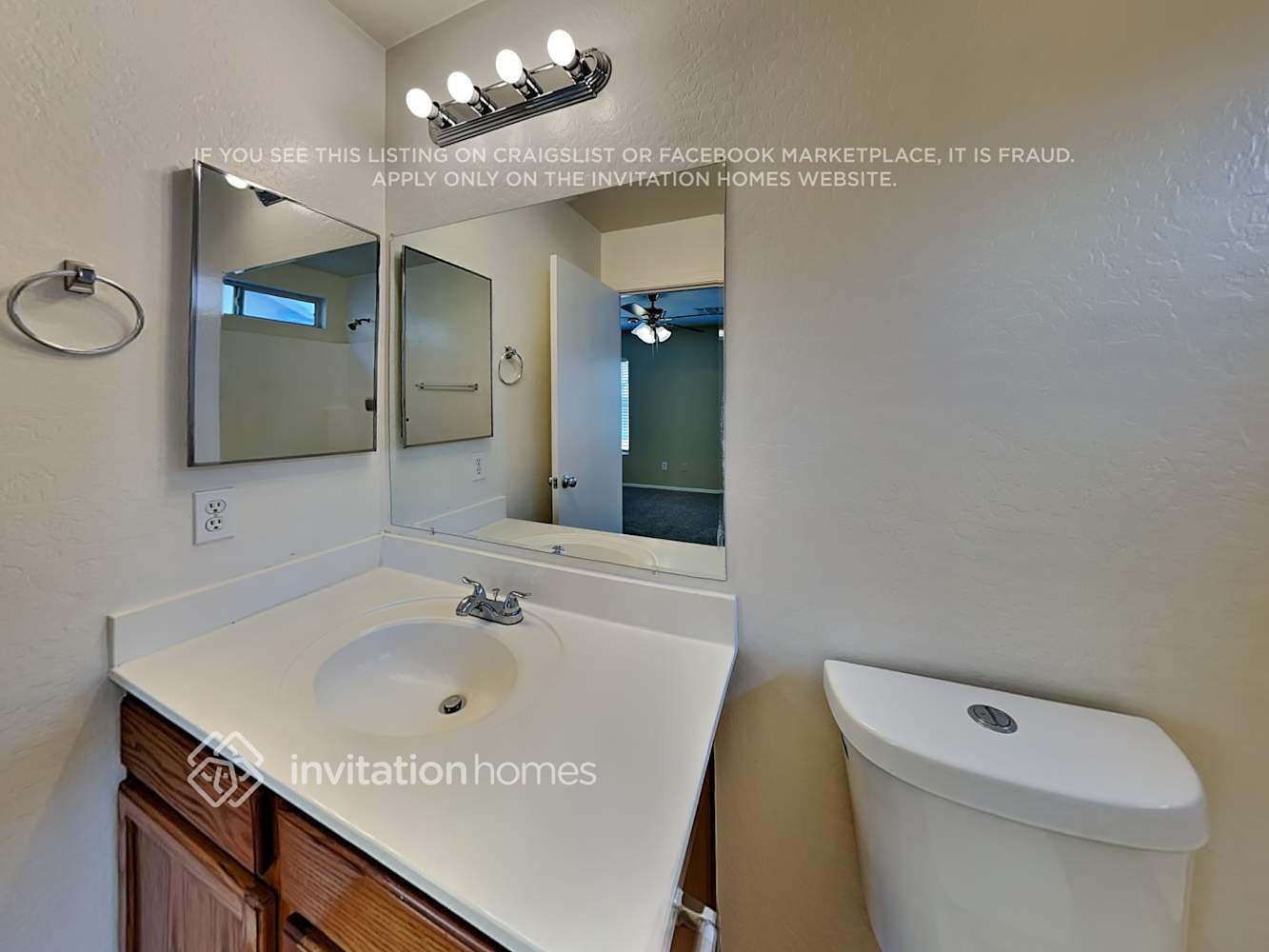 Building Photo - 11581 W Palo Verde Ave