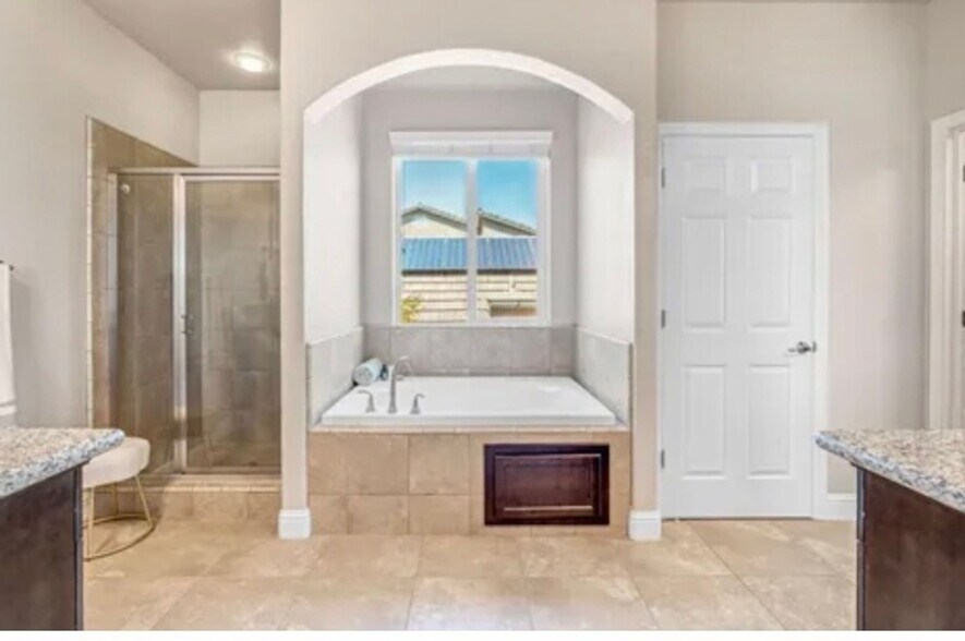 Building Photo - 11333 North Garden Sage Avenue