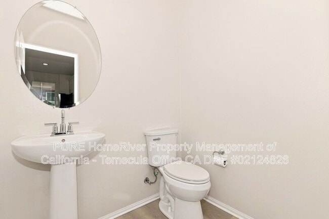 Building Photo - 40702 Birchfield Dr