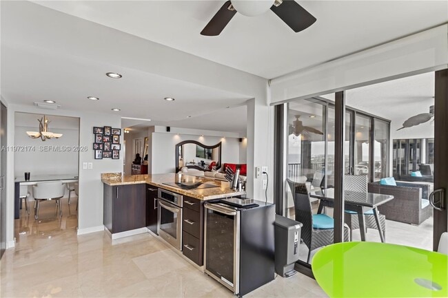 Building Photo - 1901 N Ocean Blvd