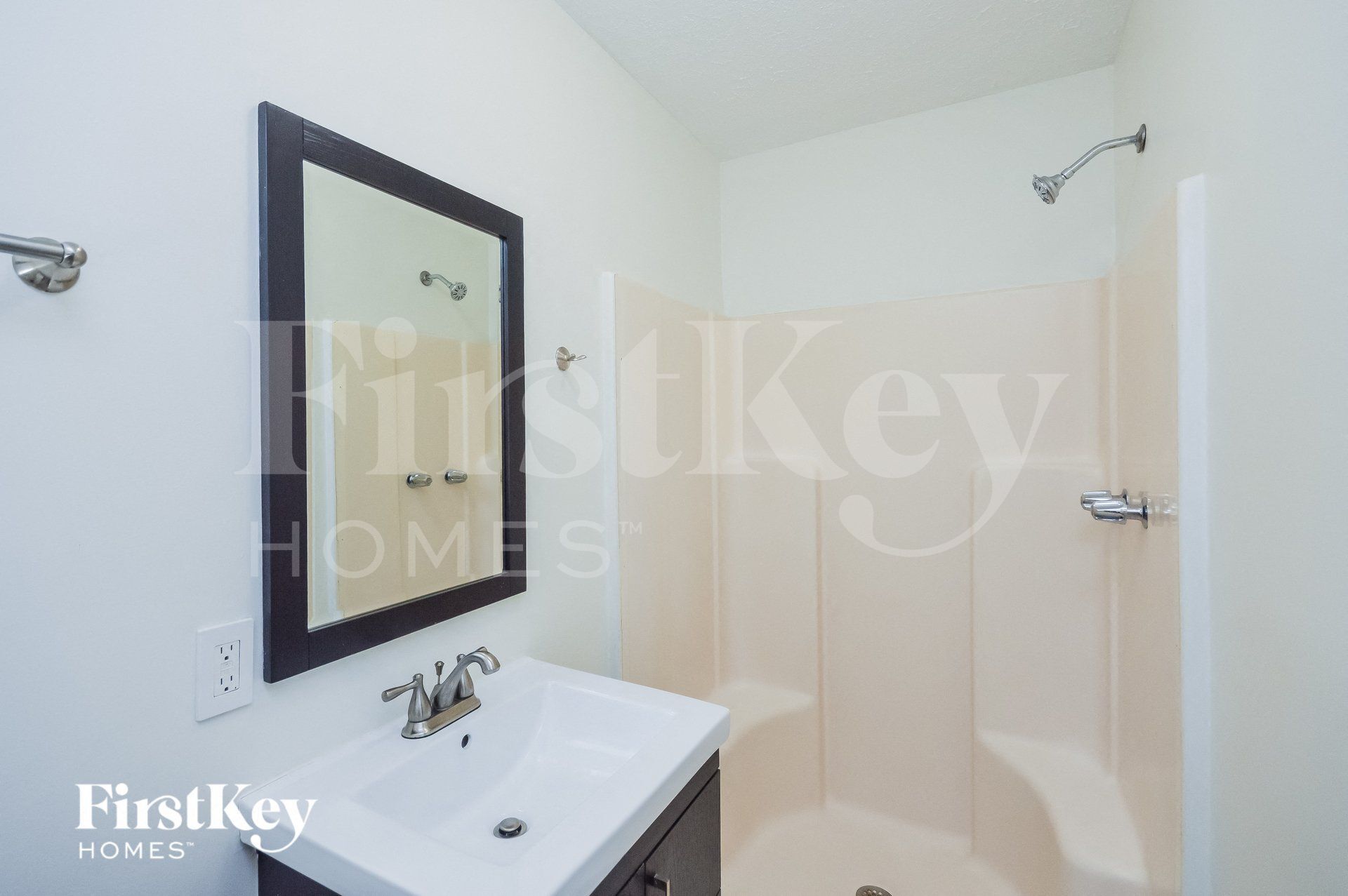 Building Photo - 540 Richards Chapel Rd