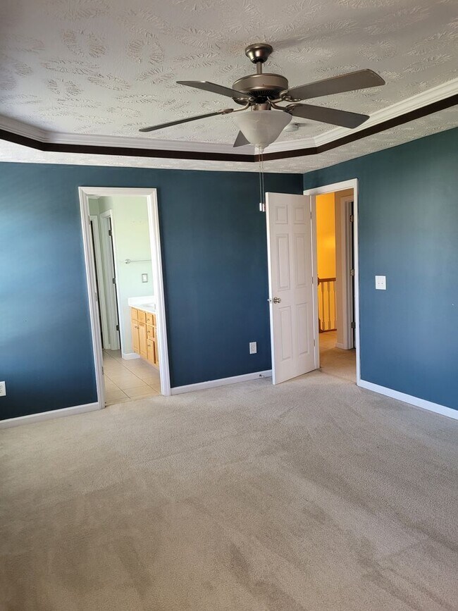 Building Photo - Yorkshire Plantation