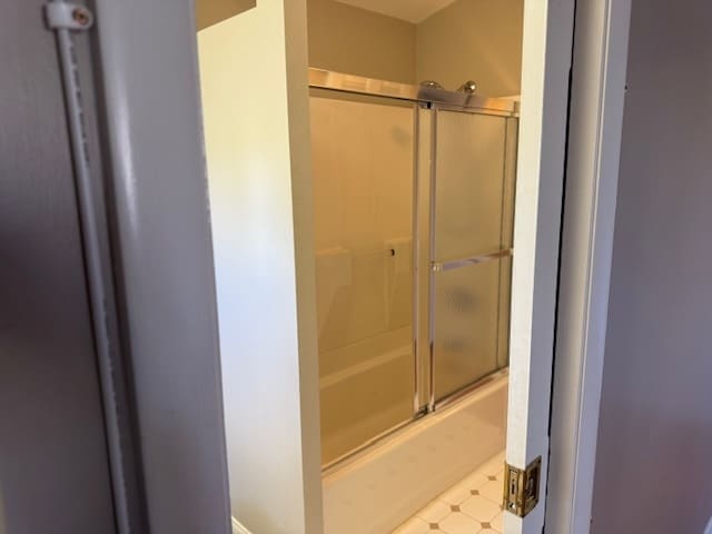 Building Photo - 1124 Holly Ct