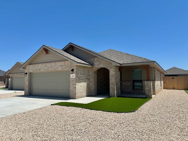 Building Photo - Available NOW!!!!