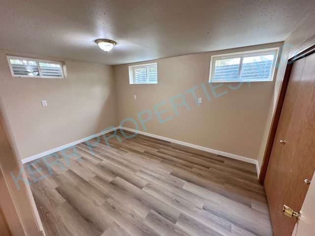 Building Photo - 32803 SE Carpenter Ln