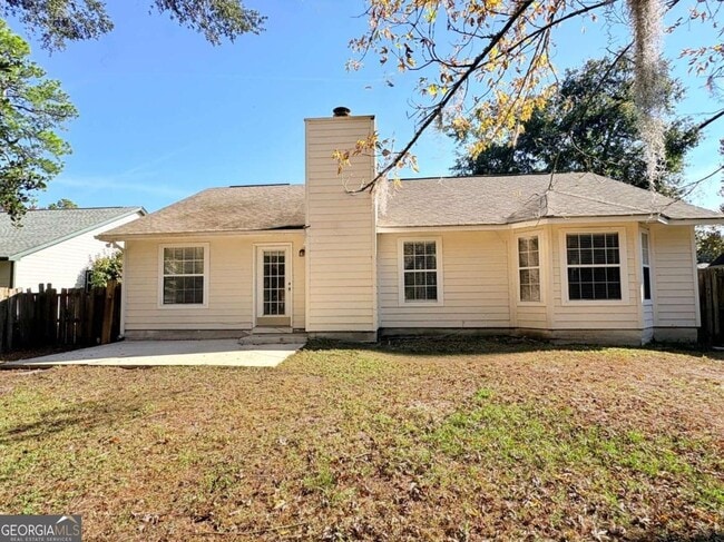 Building Photo - 601 McIntosh Dr