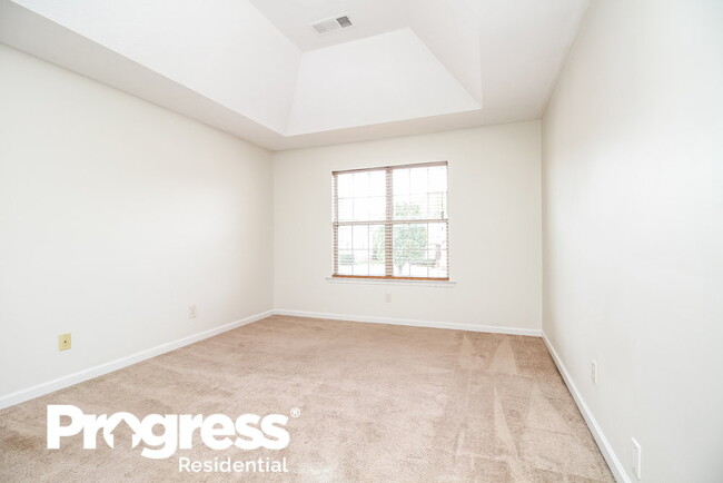 Building Photo - 4121 October Woods Dr