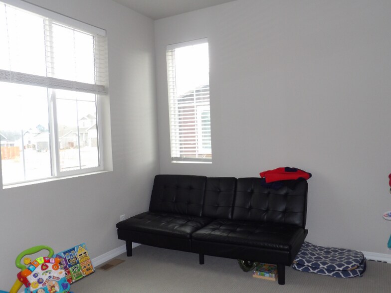 Building Photo - 10722 Rolling Mesa Dr