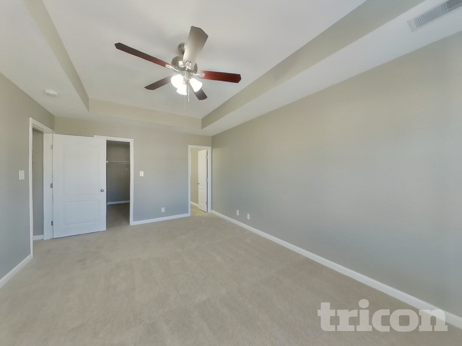 Building Photo - 1335 Loren Circle