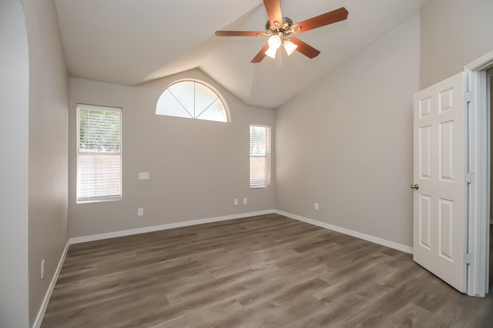 Building Photo - 727 N Sulleys Dr